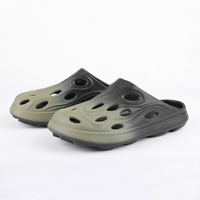 男士渐变通风舒适 EVA 拖鞋