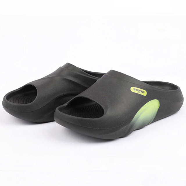 男士注塑连体拖鞋